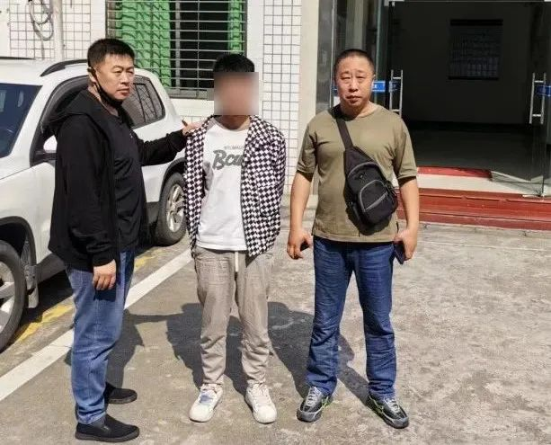 男子为自证清白,20余万被骗走!黑龙江大庆警方奔赴千里追回 男子为自证清白,20余万被骗走!黑龙江大庆警方奔赴千里追回